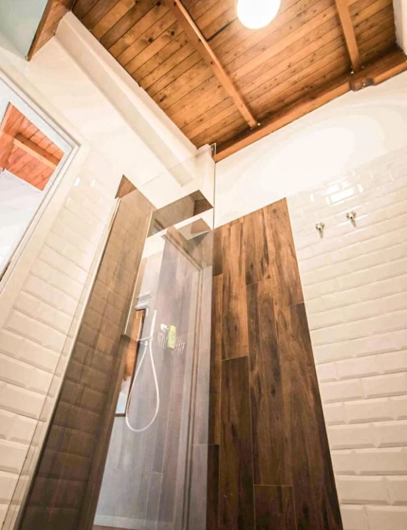Tirana Experience, Authentic Stays In The Heart Of Old Тирана 0*,